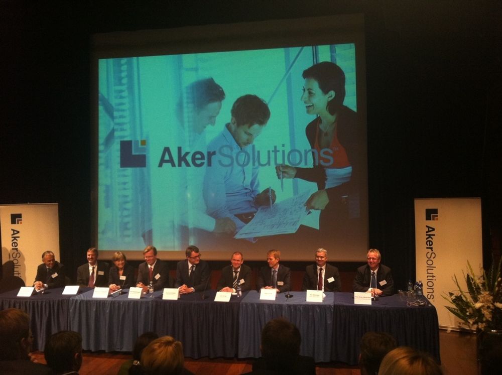 Aker Solutions samlet sine ni direktører under selskapets kapitalmarkedsdag i Oslo i dag.