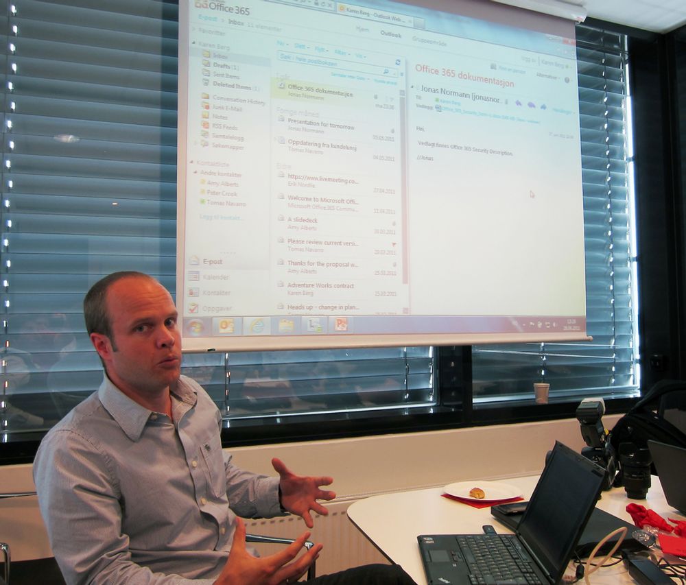 PÅ NETT: Jonas Normann er produktsjef for Office 365 i Microsoft Norge, og skal sørge for at vi får tilgang over alt.
