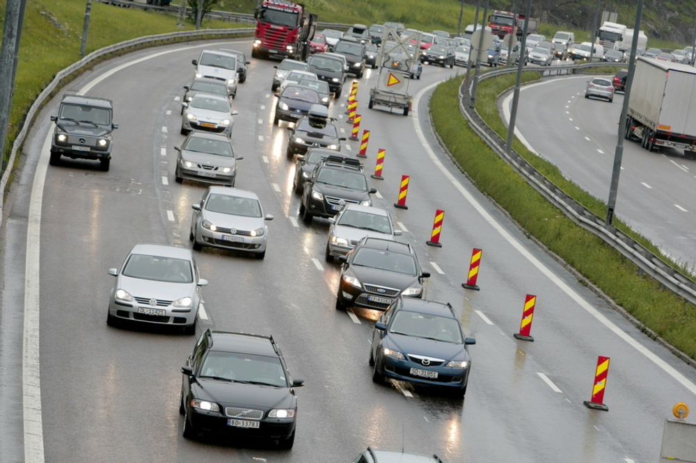 FREMTIDSVYER: I 2030 vii ikke dette kalles kø. Da blir det langt værre på veiene enn i dag.