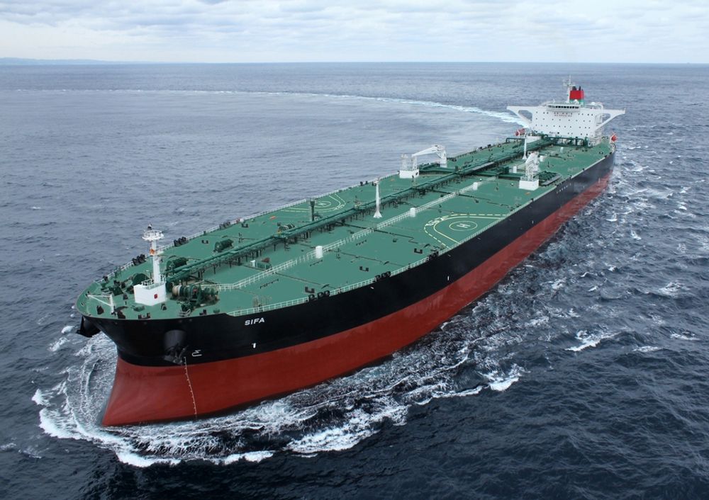 RENSER VANNET: Sifa er den første supertankeren i en serie på flere som får installert system forå rense ballastvann og derved redusere fare for å intordusere nye organismer der de ikke naturlig hører hjemme. Rederi er  NITC og Oman Shipping Company.