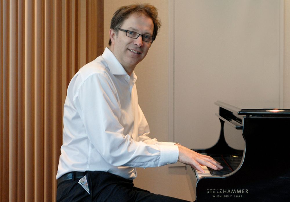 HAR NOK TANGENTER: Konserndirektør Gunnar G. Løvås i Statnett har mange tangenter å spille på for å få kraftsymfonien til å gå opp, og han ønsker ikke ytterligere en som Naturvernforbundet forsøker å prakke på ham.