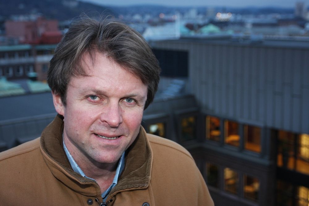 Oslo Teknopol både leier kontorlokaler og søker pengestøtte fra organet daglig leder Knut Halvorsen ser på som en brysom konkurrent - Innovasjon Norge.