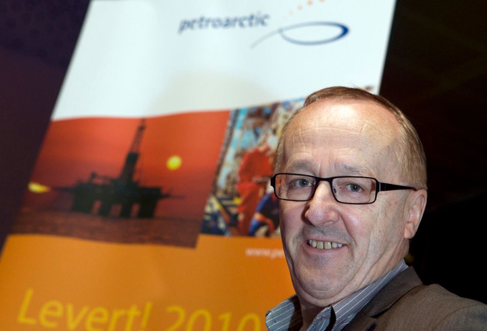 Styreleder Arvid Jensen i leverandørsammenslutningen PetroArctic smiler bredt med tanke på utsiktene for en levedyktig nordnorsk leverandørundustri. ¿ Utsiktene er bedre enn noen gang før, sier Jensen. Åtte av ti nordnorske bedrifter som leverer til oljeindustrien, tror på større leveranser i år enn i fjor.