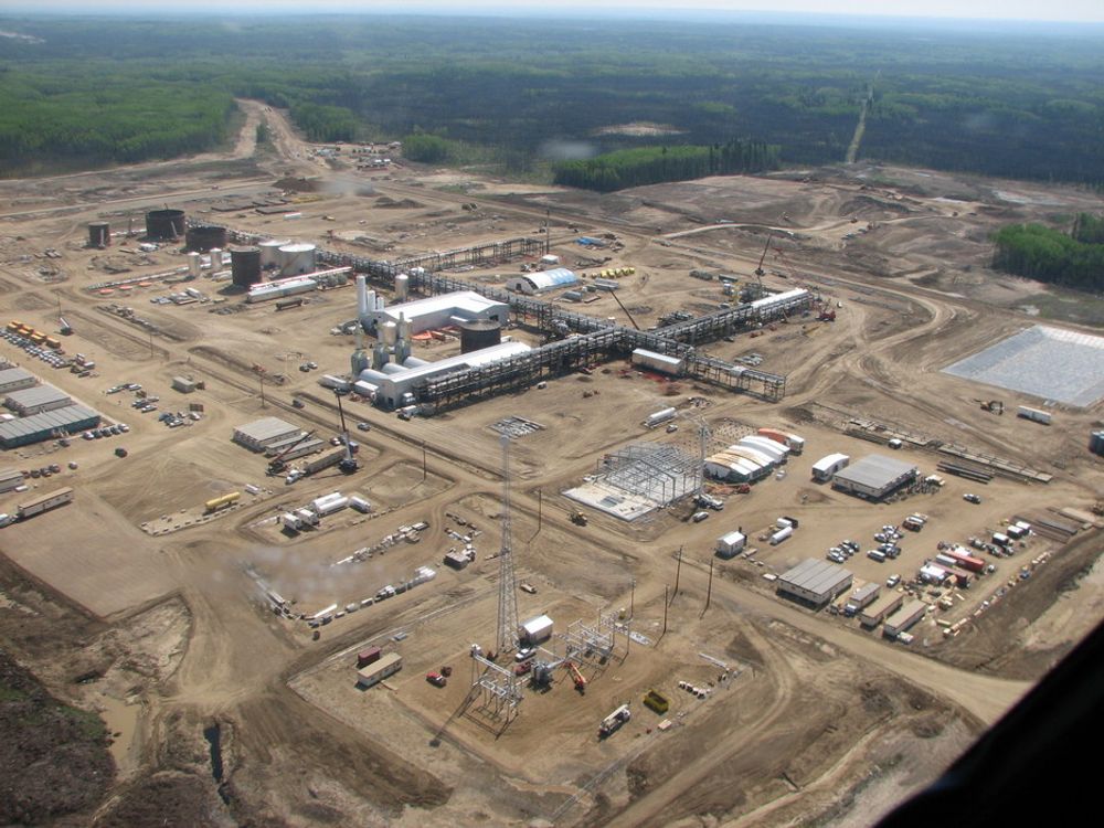 Statoil har passert en million fat produsert oljesand i Canada.