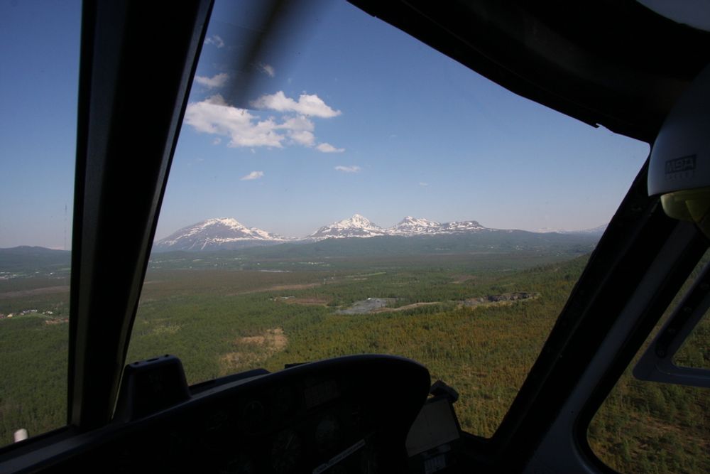 Bardufoss lufthavn. På kartlegging med NGU i Mauken-området i Målselv kommune, juni 2011.