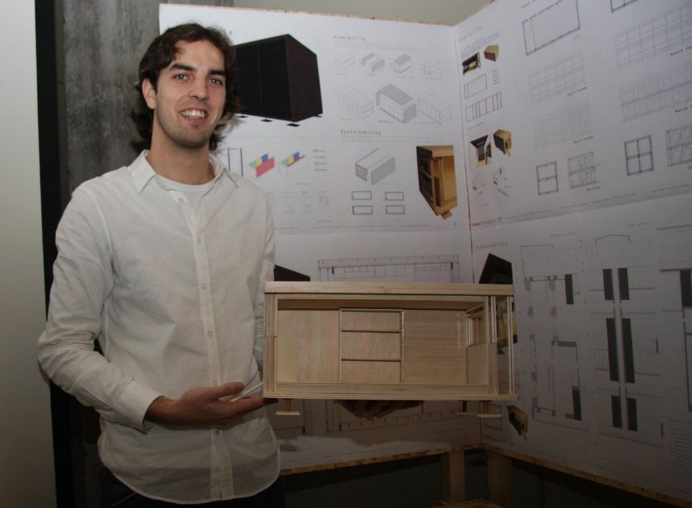 VINNEREN: Den spanske arkitektstudenten Joan Ramon Pastor Planas vant konkurransen blant masterstudentene ved Arkitektur- og Designhøgskolen i Oslo om å tegne den beste passivhusmodulen.
