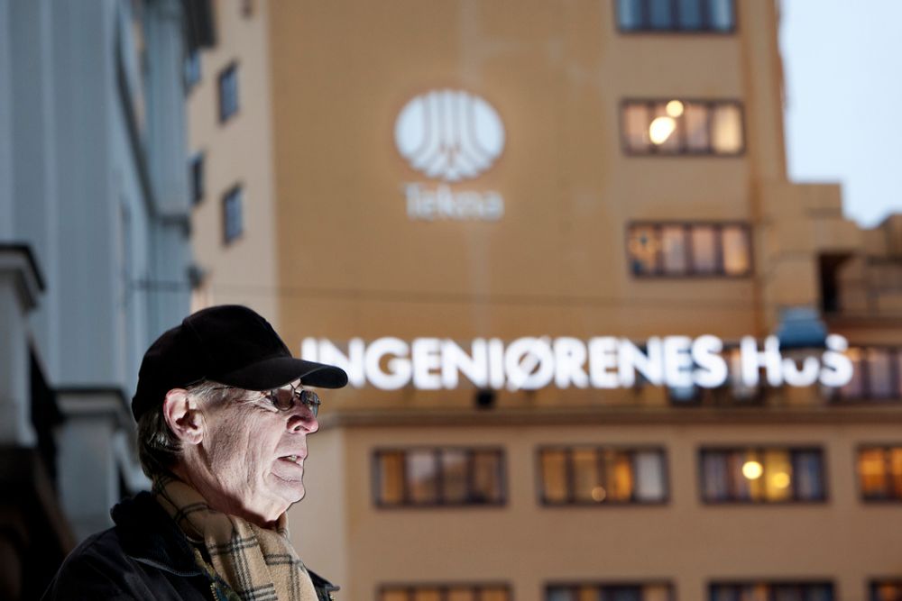 PROTESTERER:  Jon Sverre Svendsen er opprørt over det han oppfatter som billigsalg av Ingeniørenes hus uten at medlemmene i Tekna har fått tilstrekkelig informasjon.