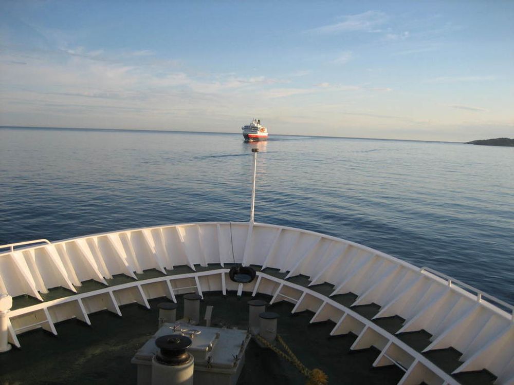 Hurtigruten Nordnorge utenfor Vesterålen. 