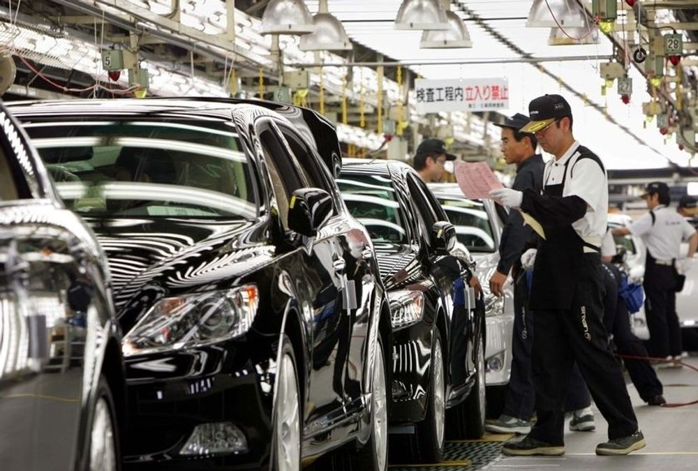 STANSET: Bilproduksjonen er stanset ved en rekke bilfabrikker og gjelder alle fabrikatene. Toyota har samme med flere bestemt seg for å gjenoppta produksjonen 20, mars.
