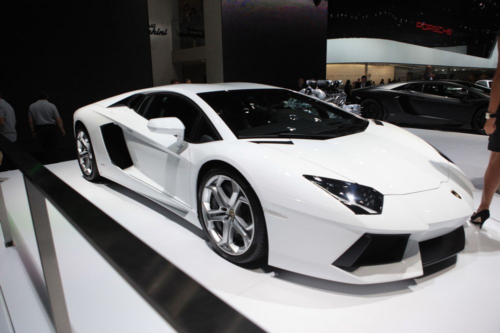 Lamborghini Aventador ble første gang vist fram i Genève for et halvt år siden.