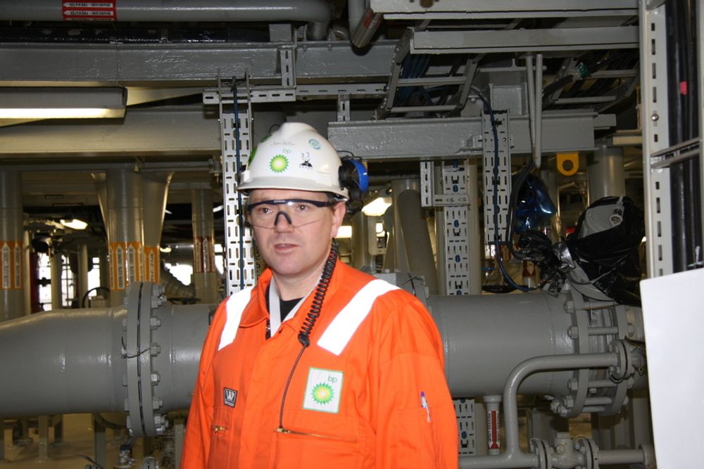 KAPTEIN: Jon-Petter Pedersen har ansvar for marine operasjoner på Skarv når han er på vakt. Han har mange års erfaring som kaptein på bøyelastere og har jobbet på Petrojarl FPSO.