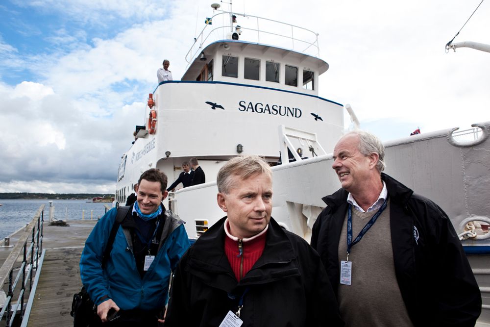 Justisminister Knut Storberget (Ap) fulgte øvelsen fra svenskeferga "Sagasund".