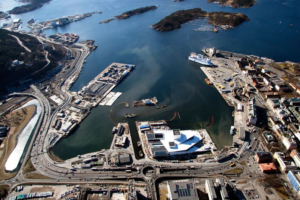 Her mudres Oslo Havn for å rydde området for miljøfarlige masser. Massene har nå blitt deponert bak øya Malmøykalven. De ansvarlige er tiltalt for forurensning og falsk forklaring.