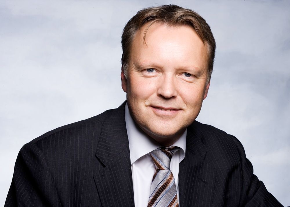 PÅ HANDLETUR:  Administrerende direktør Pål Helsing i Kongsberg Oil &amp; Gas Technonolgies har vært på handletur i Bergen.  - Oppkjøpet av Odfjell Consulting vil styrke vår oppstrømsaktivitet, sier han.