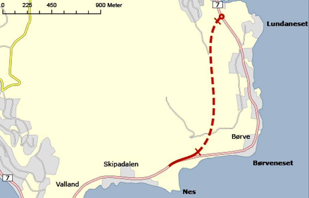 Fylkesveg 7 blir kortere enn nå når den nye vegen mellom Øystese og Nes blir ferdig neste år, men den viktigste grunnen til at vegen blir realisert, er den lave standarden på dagens veg.