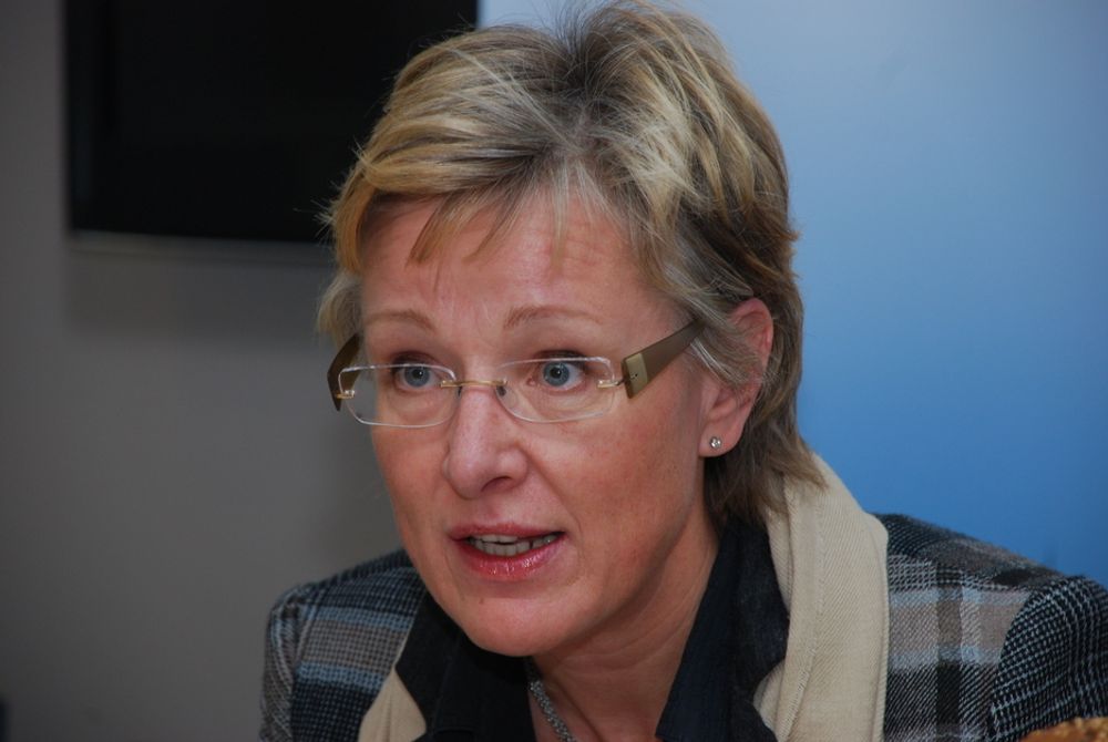 TEKNOLOGIUTVIKLNG: Enova skal gi støtte til teknologiutvikling også i framtida, sier statssekretær Sigrid Hjørnegård (Sp)  i OED.