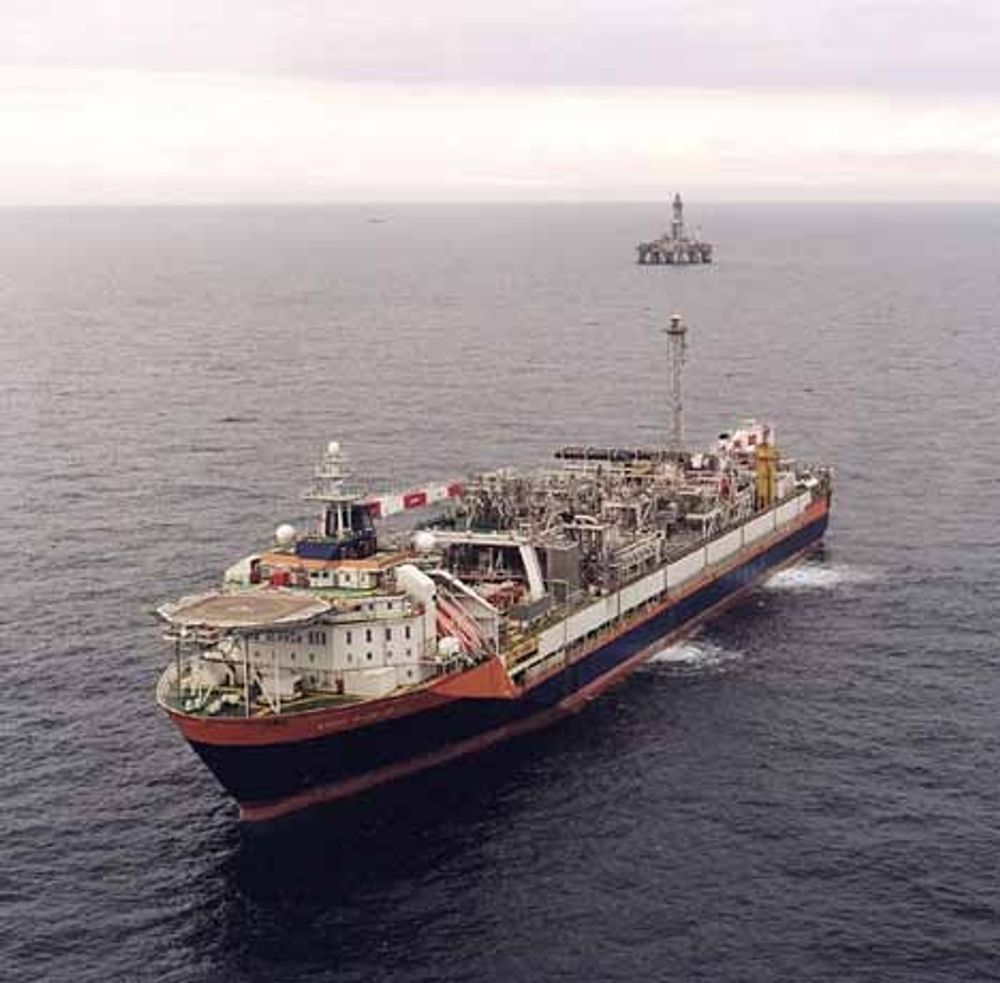 LEIEPRODUSKJON: Norne-skipet skal prosessere gassen og olja fra Marulk. Feltet skal kobles opp med to undervannsbrønner i en standard brønnramme med plass til fire brønner.