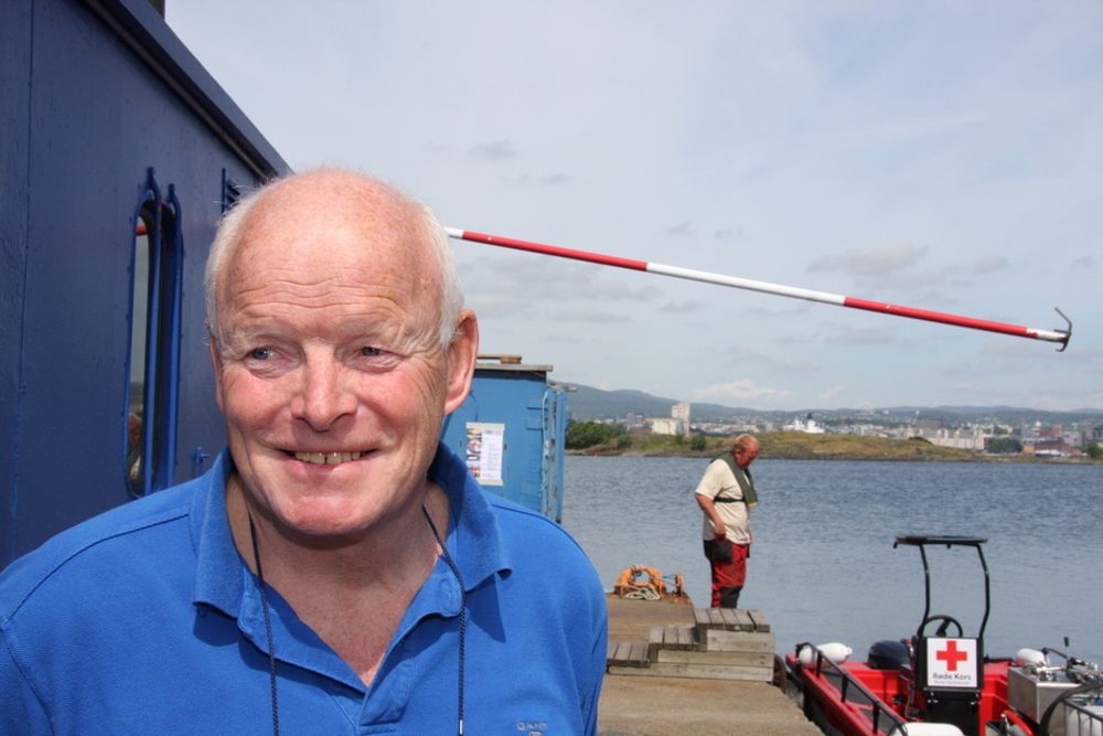 Seniorrådgiver Knut Frederik Horn i WWF er begeistret for ISO3 Shore liner. Med utstyret kan to personer erstatte 50 strandrenskere med bøtter og skjeer.