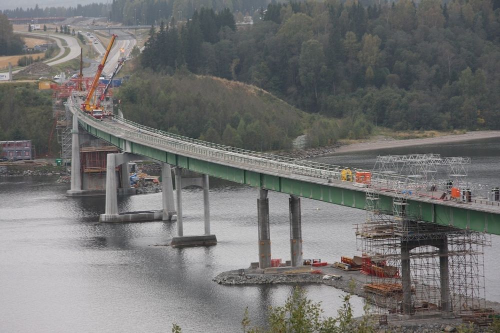 UTVIDES: Minnesund-broen blir nesten dobbelt så bred i forbindelse med nye E6.