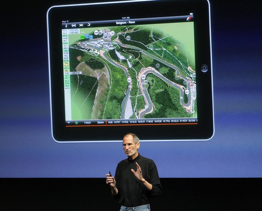 Steve Jobs og Apple solgte 4,2 millioner iPader i fjerde kvartal.
