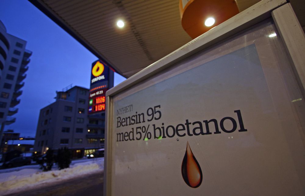 I dag lanserer Statoil et nytt biodrivstoff. Nå er det bensinen som skal få innblanding i stedet for dieselen.