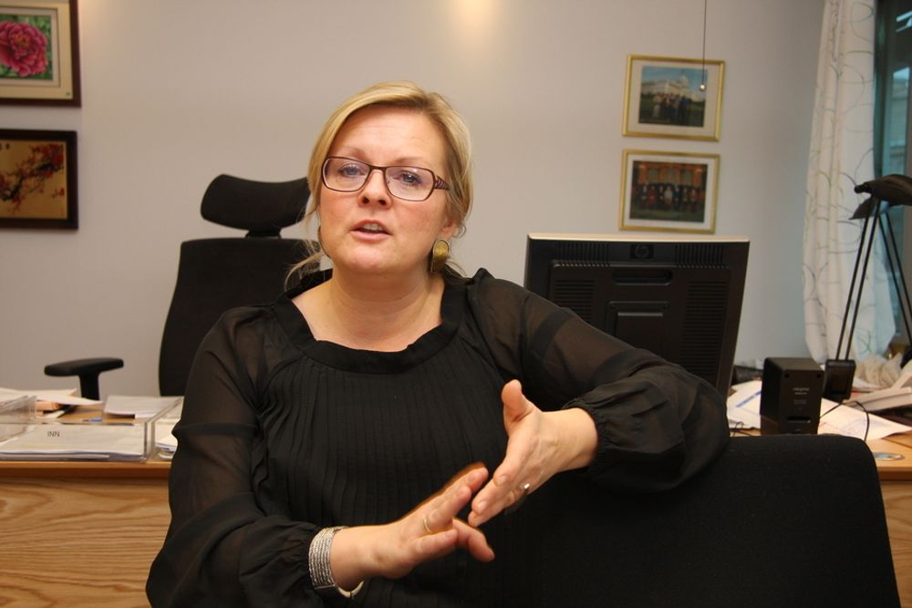 TÅLMODIGHET: Statssekretær Rikke Lind hevder at regjeringen jobber med Kina-forholdet.