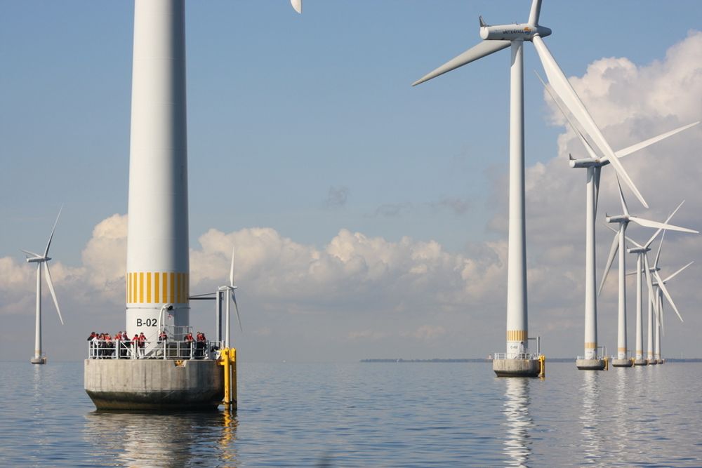 SATSER TUNGT: Frankrike ber nå vindbransjen bygge ut 3000 megawatt (MW) havvind, med løfte om nye 3000 MW etter det igjen. Det gir industrielle muligheter for vindbransjen, som fra før skal bygge ut 25.000 MW i Storbritannia.