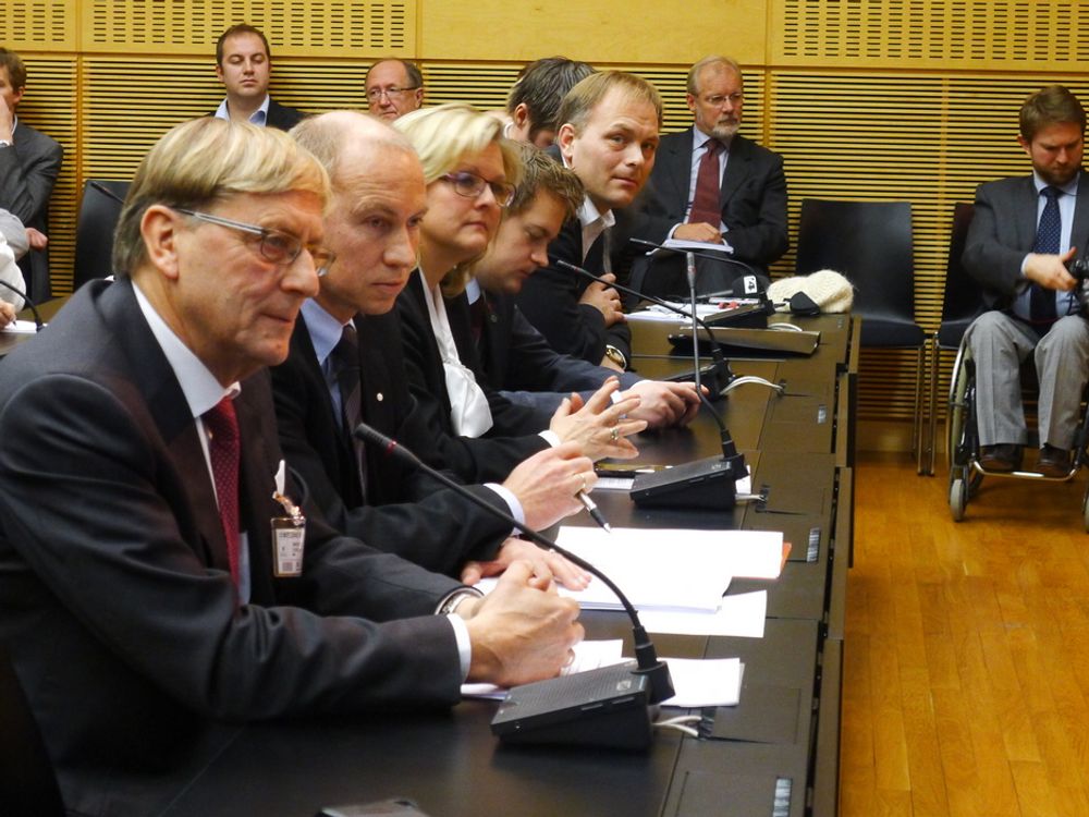 FORNØYDE: Statkrafts styreleder Svein Aaser og konsernsjef  Christian Rynning-Tønnesen  satt på første rad på dagens pressekonferanse.