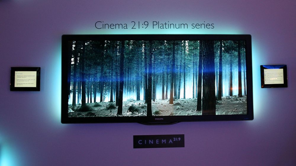 IFA: Philips' viser fram sin nye TV i kinoformatet 21:9.