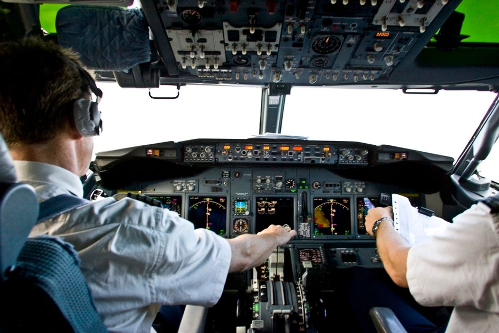 LIKER IKKE: Pilotene vil være sikre på at luftrommet er trygt med lav askekonsentrasjon. De liker ikke at flyselskapene får vurdere situasjonen selv.