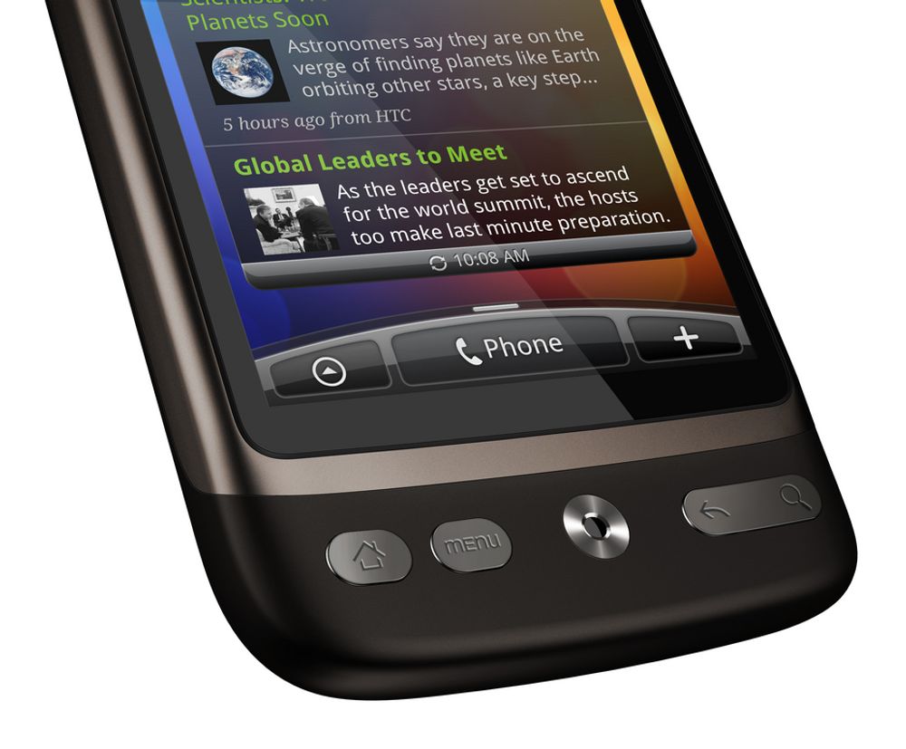 ØKER I ANTALL OG OMFANG: HTC Desire er en av markedsvinnere blant smarttelefoner på Android-plattformen. Både antall brukere og datamengder eksploderer innen mobil internettbruk.