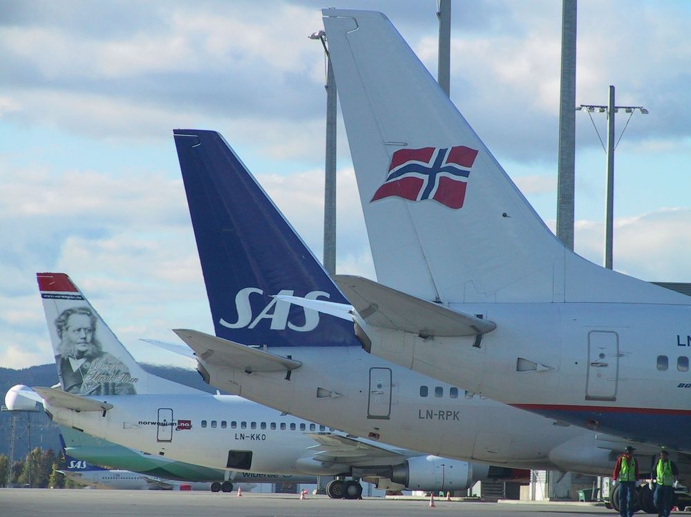 74 prosent av forsinkelsene i norsk luftfart i fjor skyldtes problemer i flyselskapene. Bare 10 prosent skyldtes været.