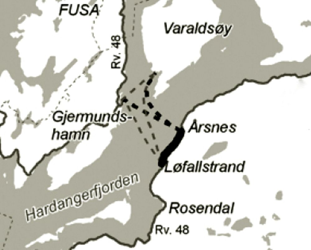 Fergeforbindelsen over Kvinnheradsfjorden ble kortere da fergeleiet på Årsnes ble tatt i bruk 1. juli. Fra samme dato ble fergeleiet på Løfallstrand nedlagt.