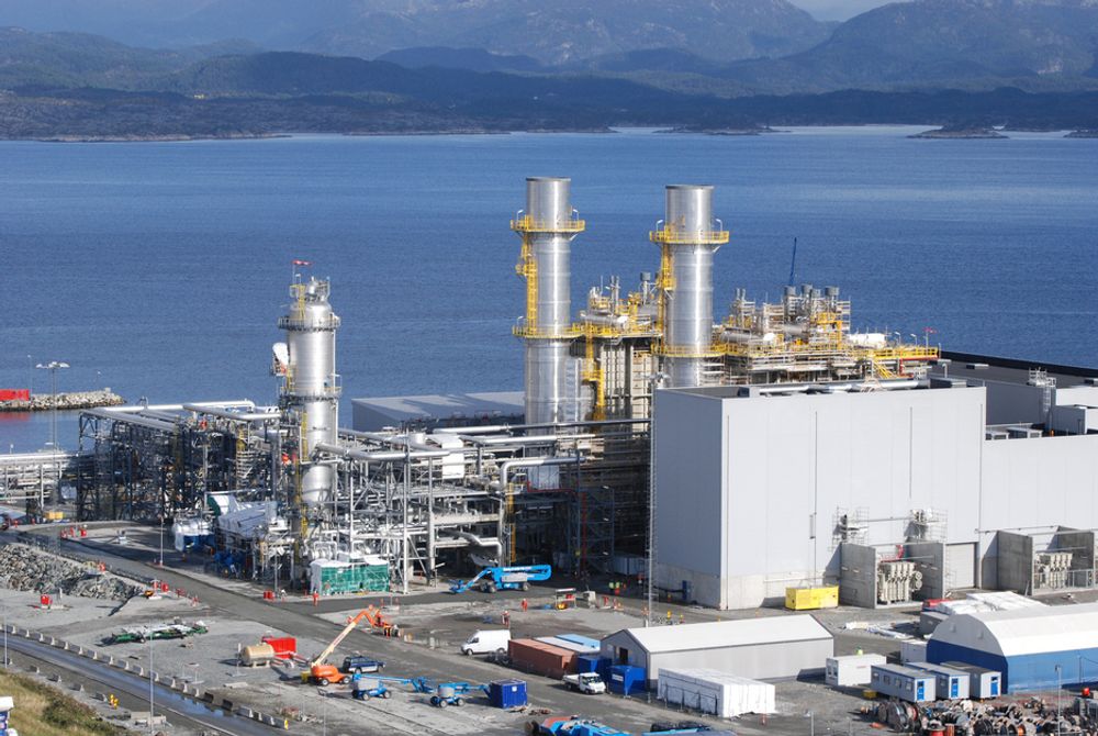 ØKTE UTSLIPP: Oppstart av kraftvarmeverket på Mongstad bidro til økte CO2-utslipp i Norge i fjor.