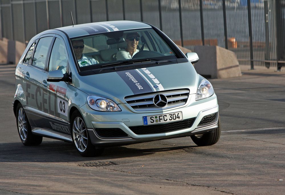 FULL FART: Merceds-Benz F-Cell deltok i miljøbilløpet Zero Rally denne sommeren.