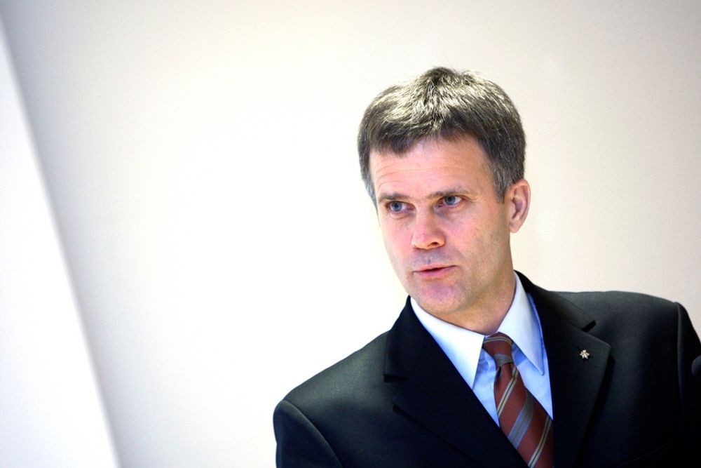 ETTERFORSKES: Politieterforskningen kan få konsekvenser for Helge Lund som toppsjef.