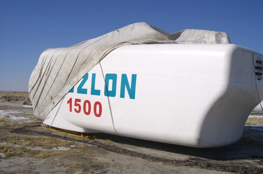 Den første parken bygges Baicheng, og vil bestå av 33 Suzlon-turbiner, og  skal etter planen stå ferdig i oktober.