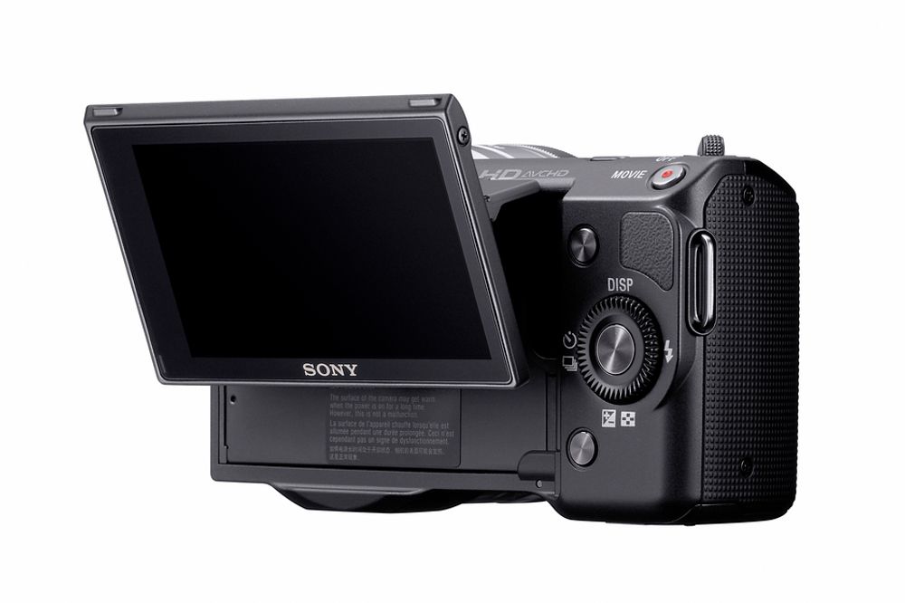 NOMINERT TIL ÅRETS FOTOPRODUKT: Sony lanserte i år sitt bidrag til hybridkameramarkedet, med modellene NEX-3 og NEX-5. Den heftigste modellen er nominert til årets fotoprodukt.