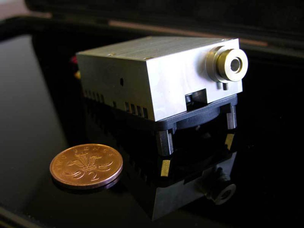 SMÅ: Amerikanske Light Blue Optics' projektorer tar svært liten plass.