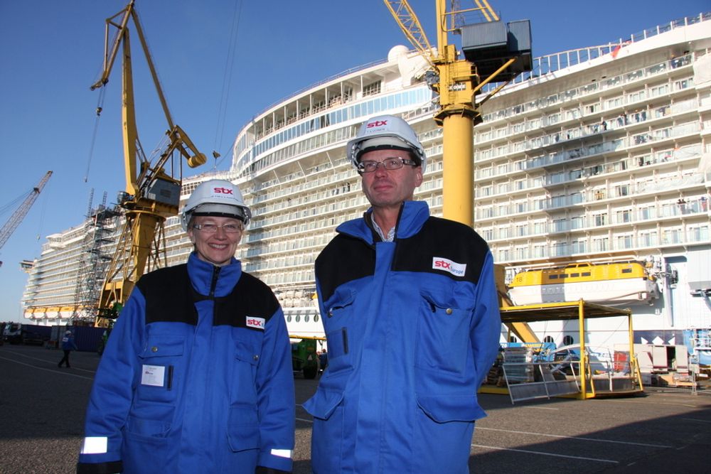 KAOSPILOTER: Prosjektleder for Oasis of the Seas ved STX Europe, Sisko Hellgren (t.v), og prosjektdirektør for Oasias-skipene, Toivo Ilvonen, har byggingen endelig under kontroll.