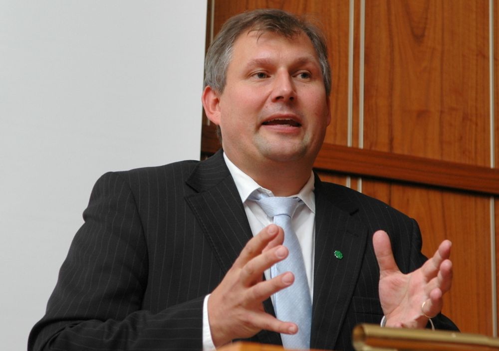 Olje- og energiminister Terje Riis-Johansen.