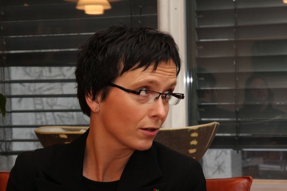 Sjekker: Fornyingsminister Heidi Grande Røys har gitt Konkurransetilsynet i oppdrag å finne ut om fri programvarepolitikken faktisk har noen hensikt.