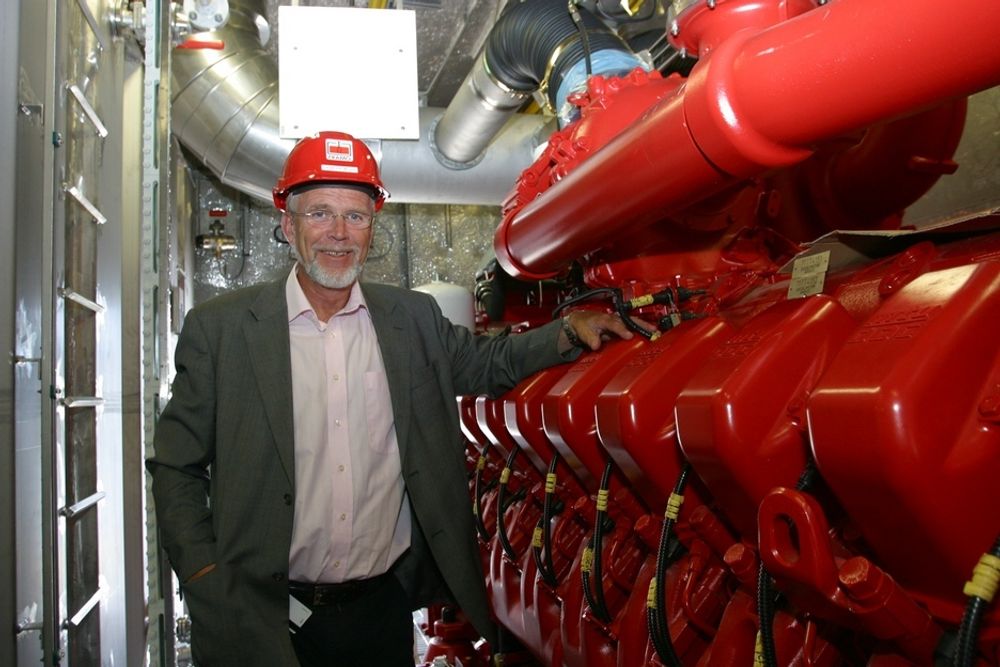 HEFTIGE SAKER:Hver pumpe har en kapasitet på 3700 kubikkmeter i timen, forteller salgssjef Frode Hjelmeland