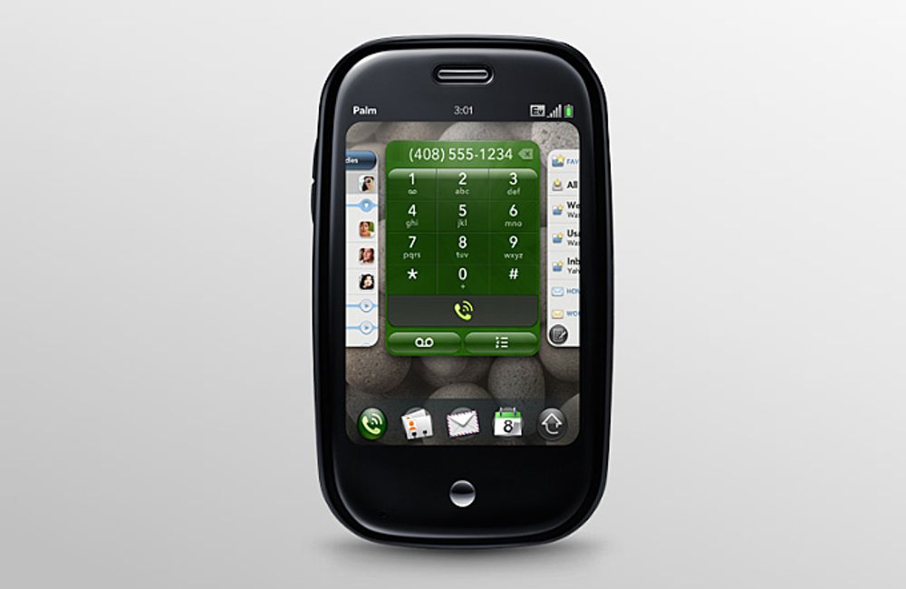 CES. Palm lanserte iPhone-konkurrenten Pre, som ble kårets til messas beste produkt.