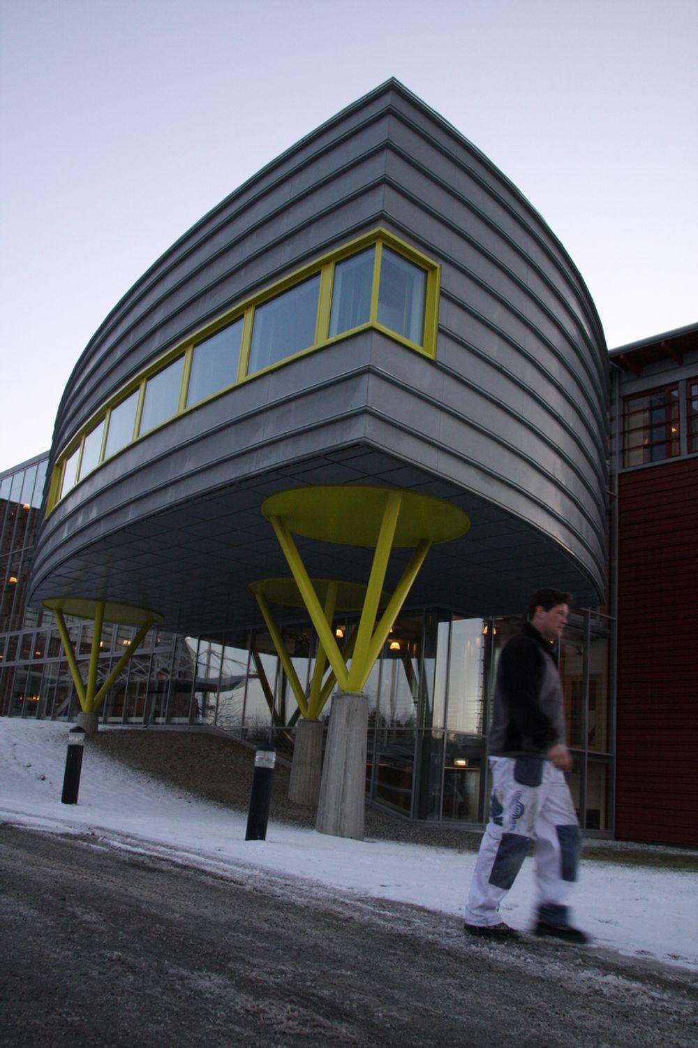 StatoilHydros anlegg på Stjørdal har konferanselokalet Futurum utformet som en plattform.
