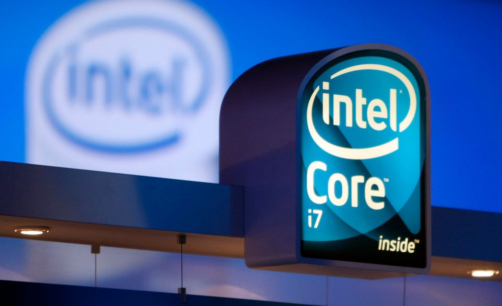 ULOVLIG: Intel skal ha forsøkt å skvise ut AMD fra markedet, og har nå fått en bot på 9 milliarder kroner fra EU-kommisjonen.
