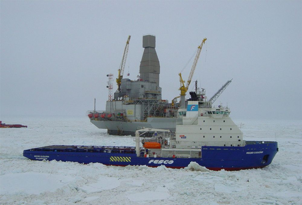 Isbrytere: Fescos supplyskip kan fungere som isbryter når den kjører med propellene mot isen.