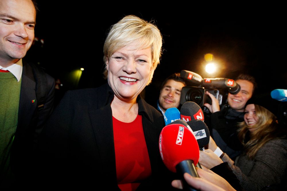 Finansminister Kristin Halvorsen kan fornøyd konstatere at det renner inn penger i statskassen fra aksjeposten i StatoilHydro.