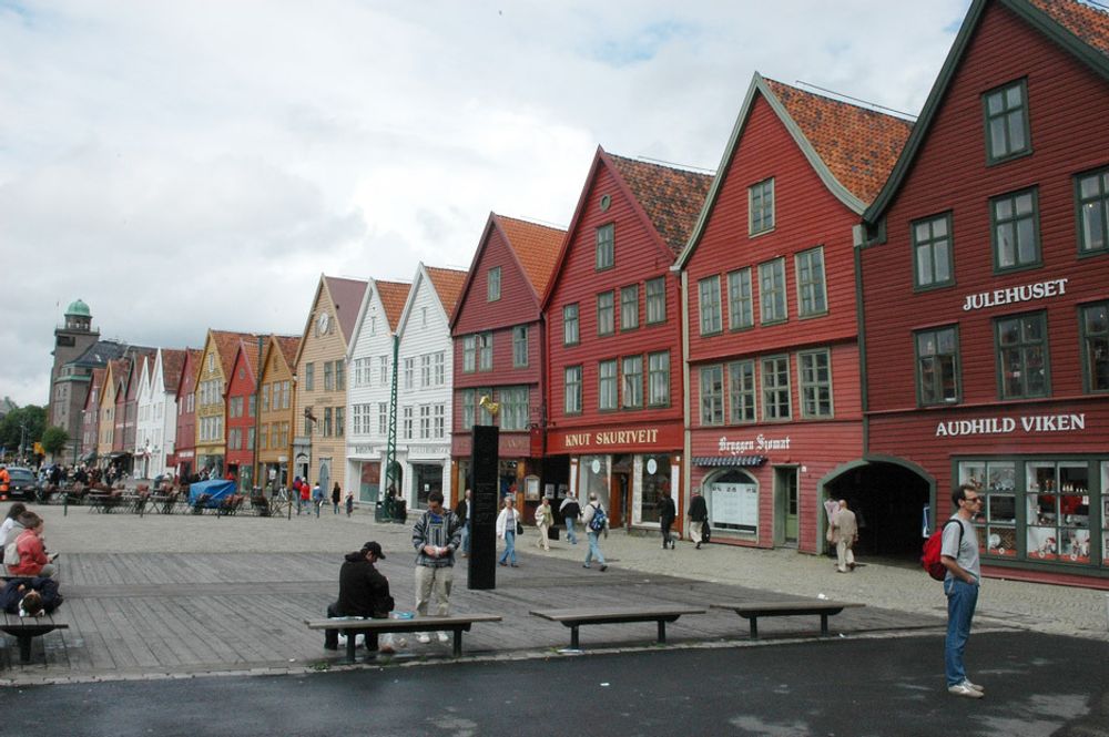 Økt havnivå kan få store konsekvenser for næringslivet i Bergen, ifølge en ny rapport.