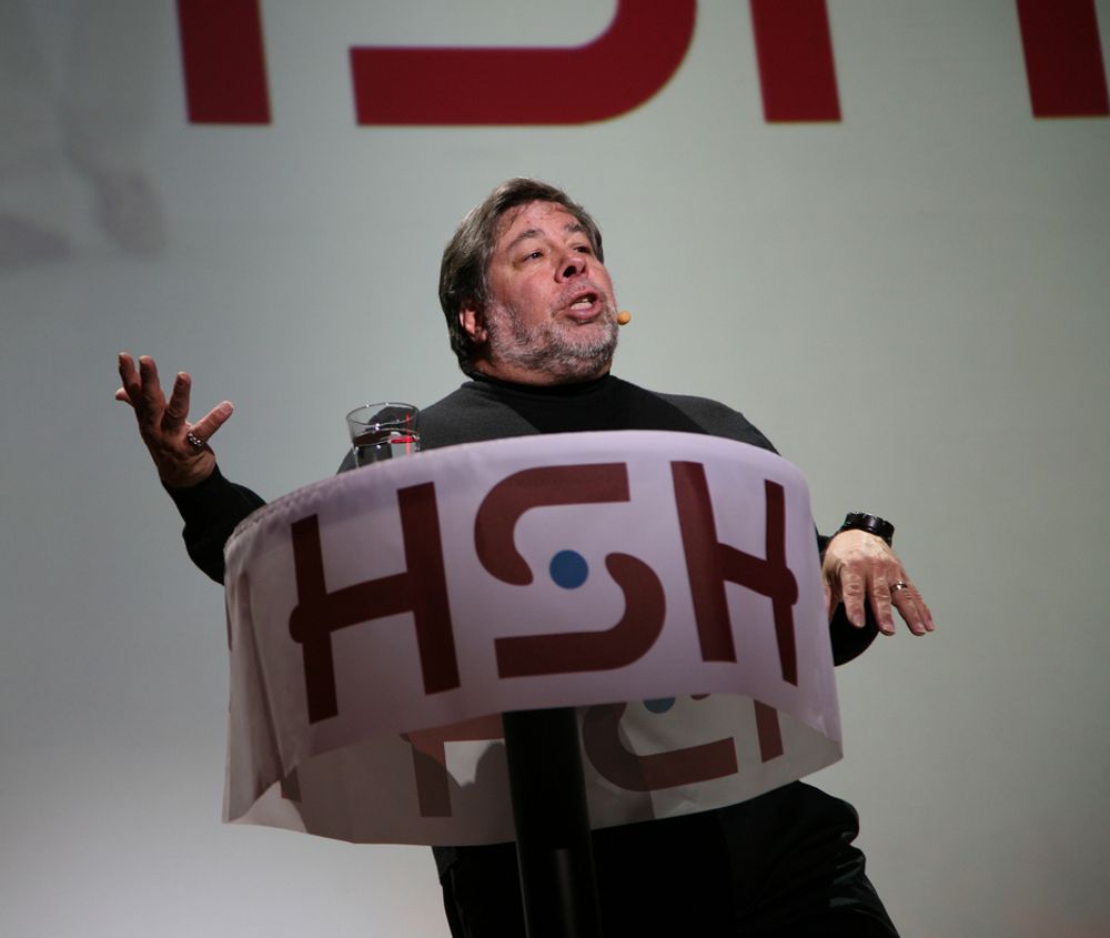 Ingeniøren Steve Wozniak leverte en teknologientusiastisk forestilling på Folketeateret i dag.
